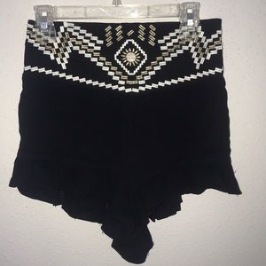 Design Lab black loose shorts